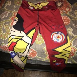 Wonder Woman leggings